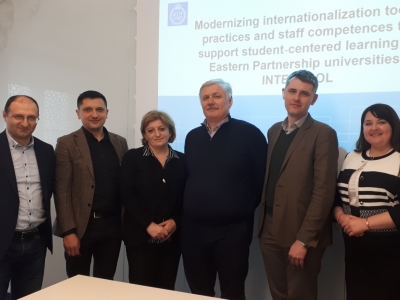 გადიდება სურათი