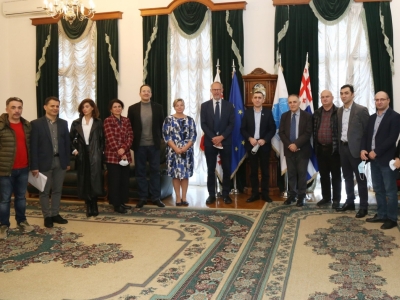 გადიდება სურათი