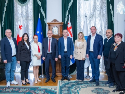 გადიდება სურათი