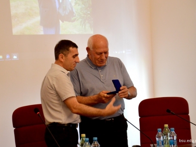 გადიდება სურათი