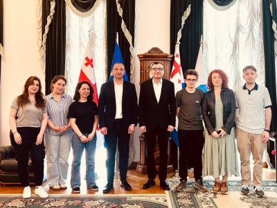 გადიდება სურათი