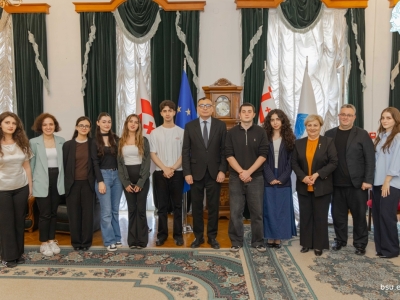 გადიდება სურათი